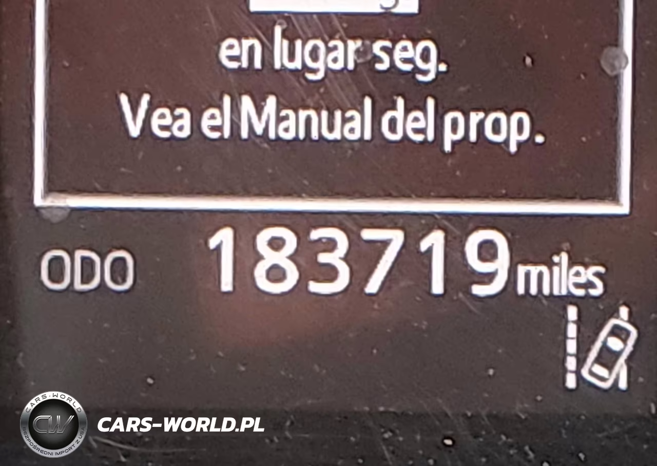 2019 Toyota Camry Le VIN:4T1B11HK7KU268598 - 16