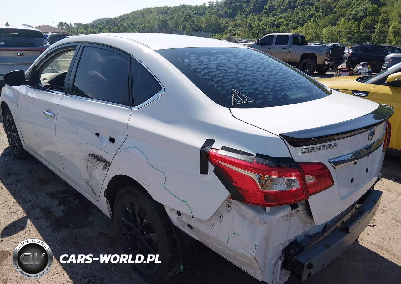2018 Nissan Sentra S VIN:3N1AB7APXJY269135 - 3