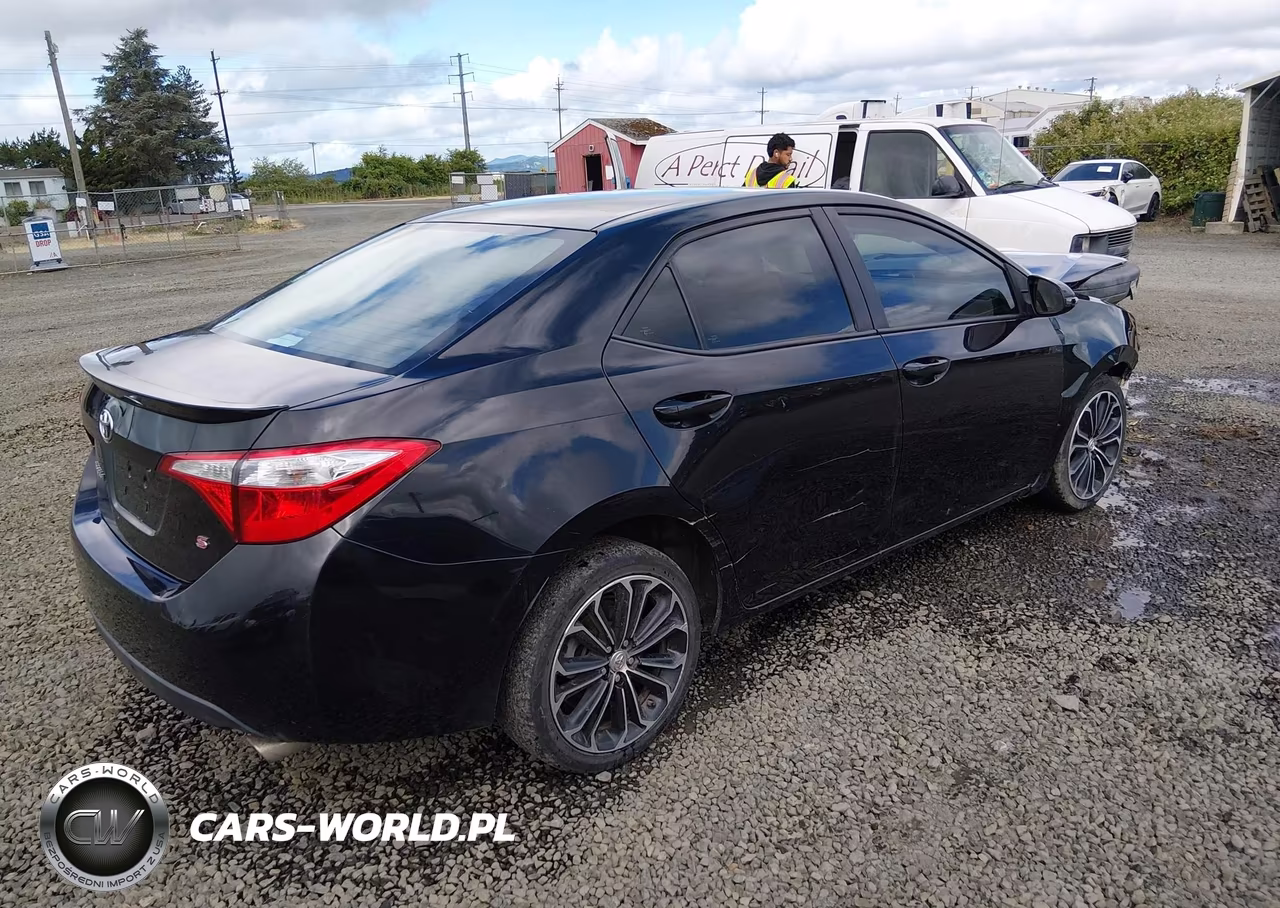 2015 Toyota Corolla S Plus VIN:2T1BURHE0FC394146 - 4
