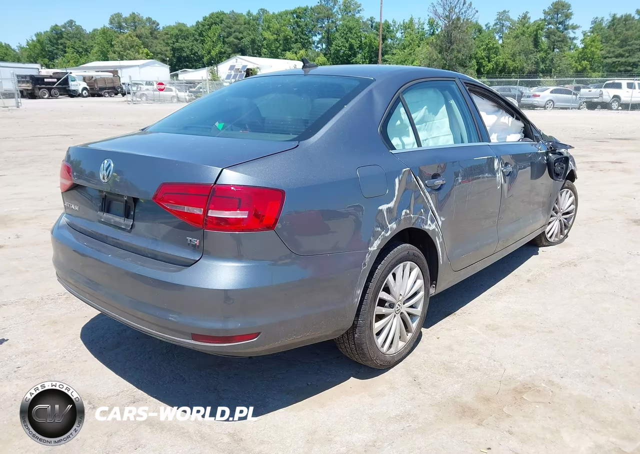 2015 Volkswagen Jetta 1.8T Se VIN:3VWD07AJXFM299887 - 4