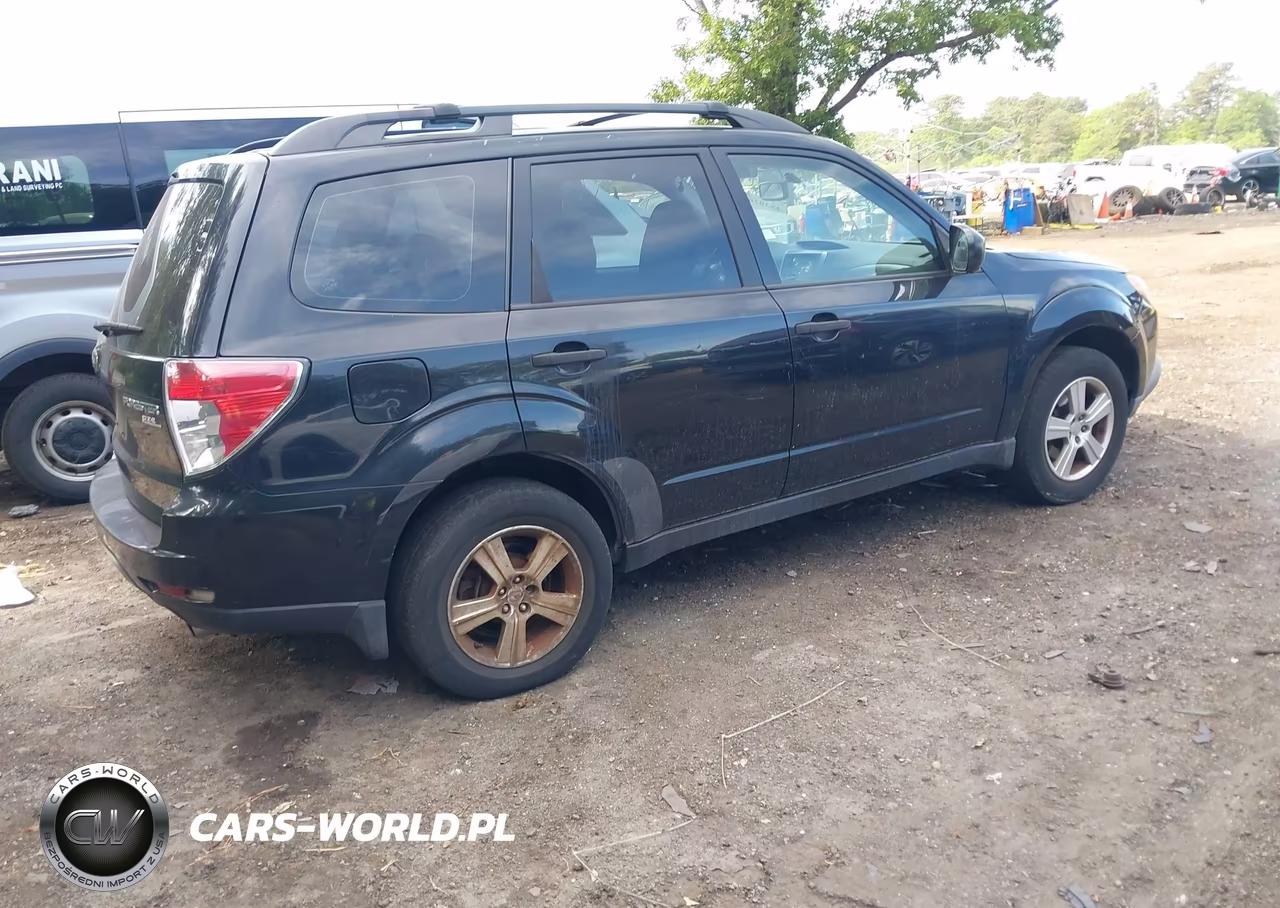 2012 Subaru Forester 2.5X VIN:JF2SHABC1CH462198 - 4