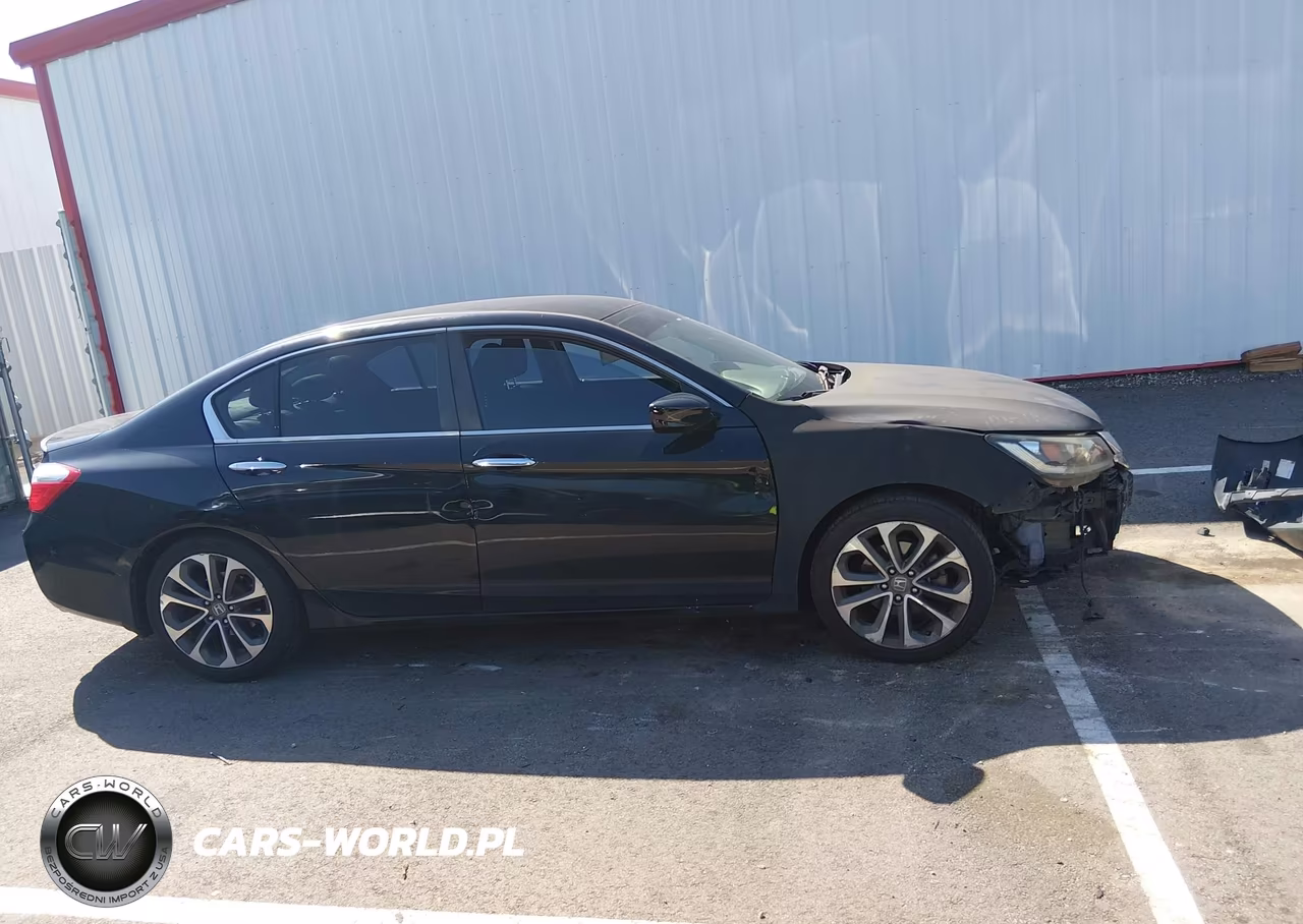 2015 Honda Accord Sport VIN:1HGCR2F51FA192745 - 14