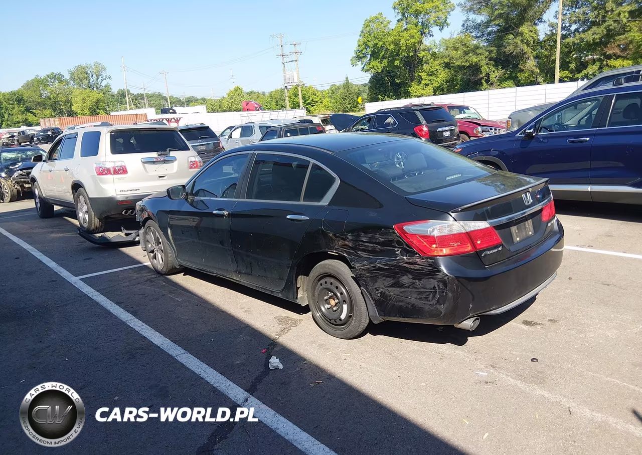 2015 Honda Accord Sport VIN:1HGCR2F51FA192745 - 3