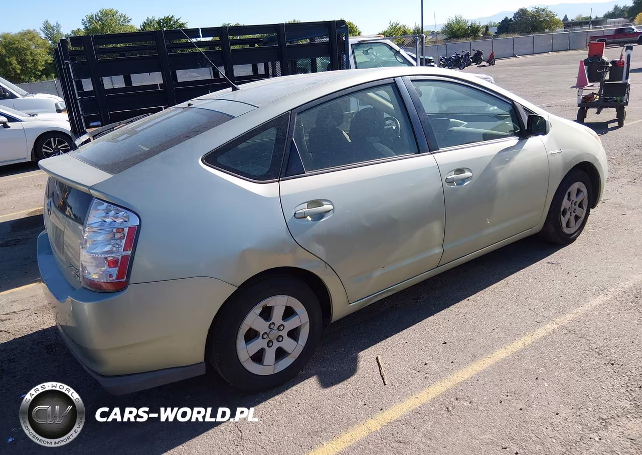 2008 Toyota Prius VIN:JTDKB20U683365620 - 4