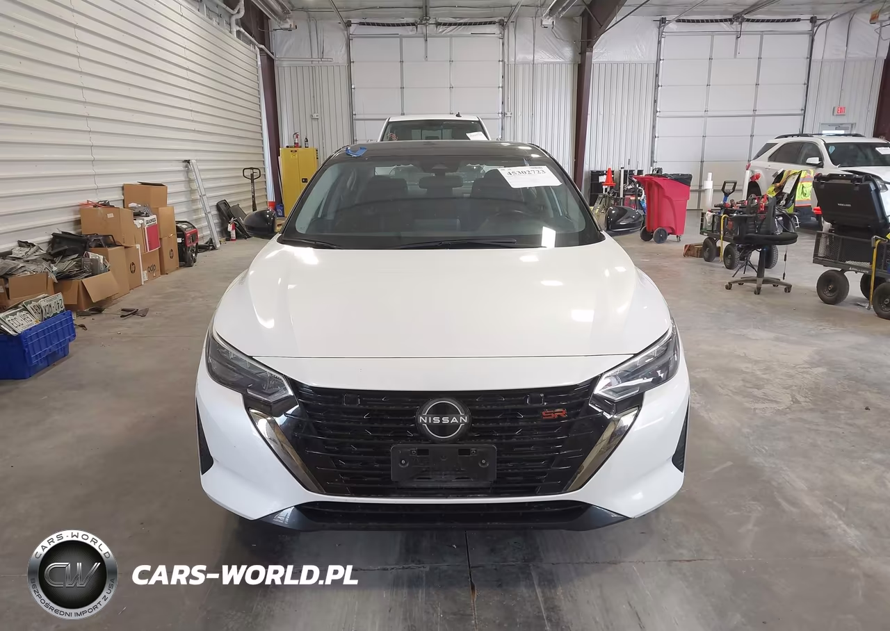 2025 Nissan Sentra Sr VIN:3N1AB8DV1SY266061 - 13