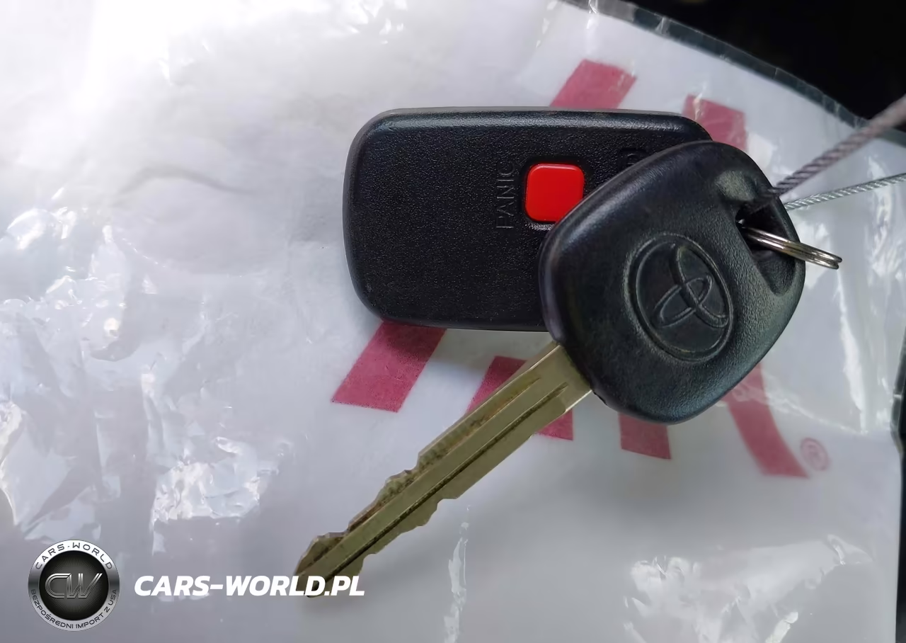 2015 Toyota Corolla L VIN:2T1BURHE3FC387952 - 11