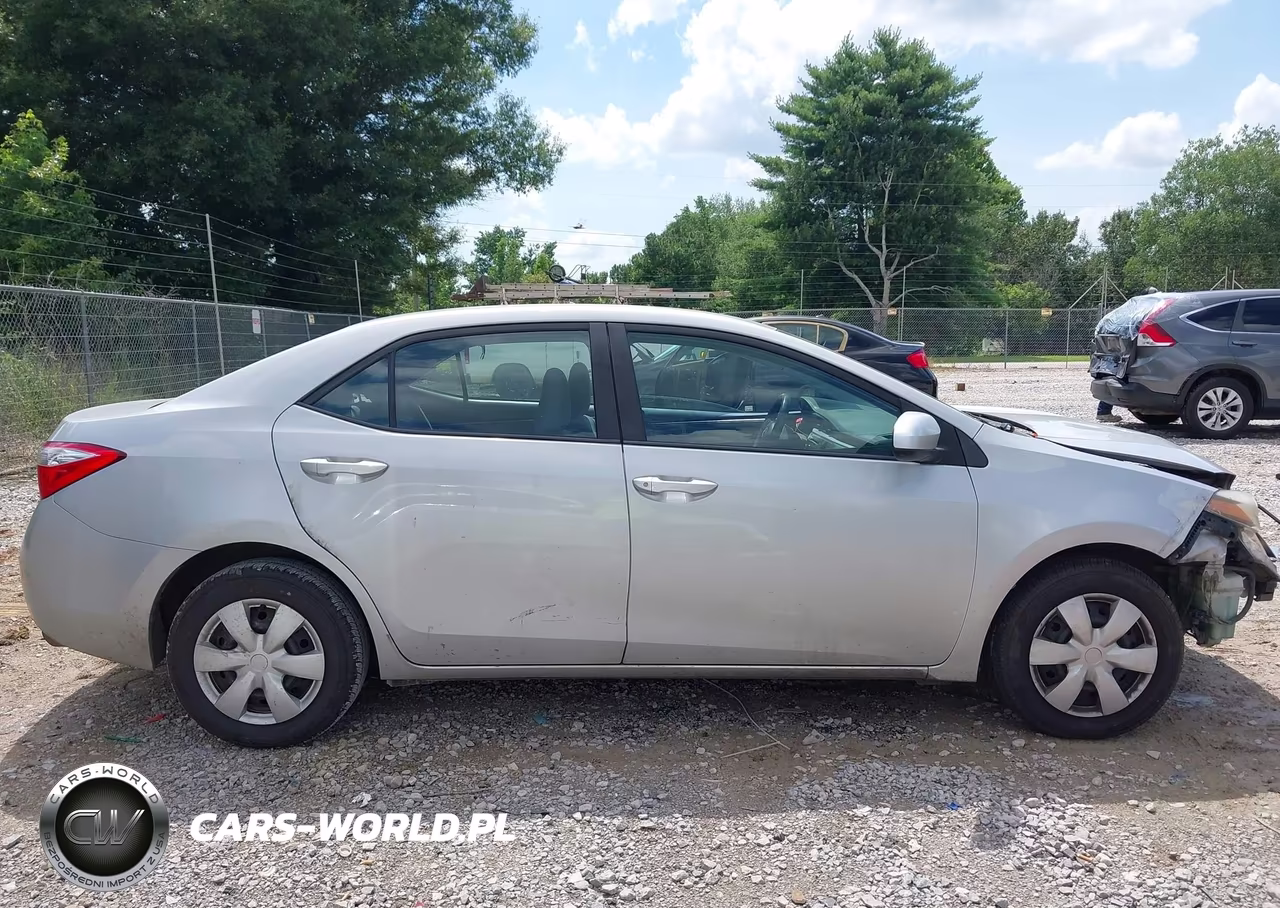 2015 Toyota Corolla L VIN:2T1BURHE3FC387952 - 13