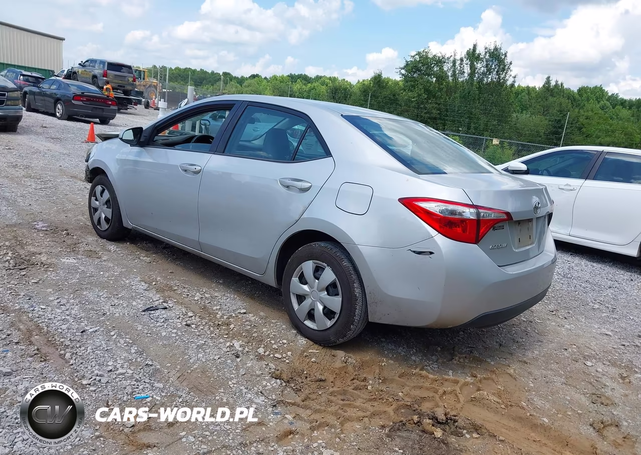 2015 Toyota Corolla L VIN:2T1BURHE3FC387952 - 3