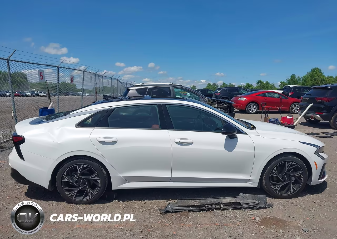 2025 Kia K5 Gt-Line VIN:KNAG64J75S5383226 - 13