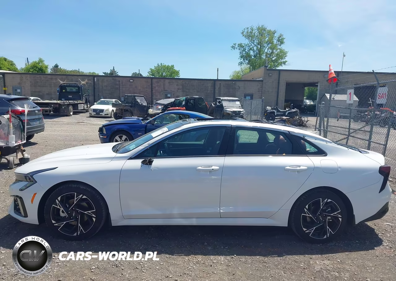 2025 Kia K5 Gt-Line VIN:KNAG64J75S5383226 - 14