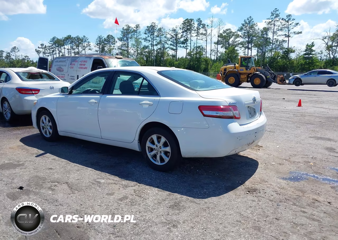 2010 Toyota Camry Le VIN:4T4BF3EK5AR071791 - 3