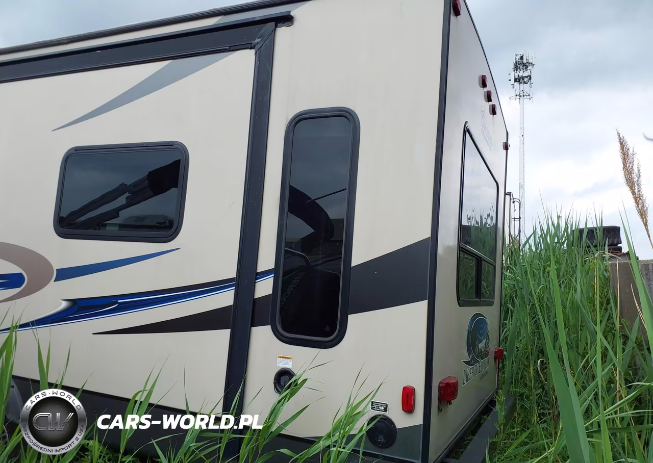 2014 Coachmen Other VIN:5ZT2FETB2EA013561 - 3
