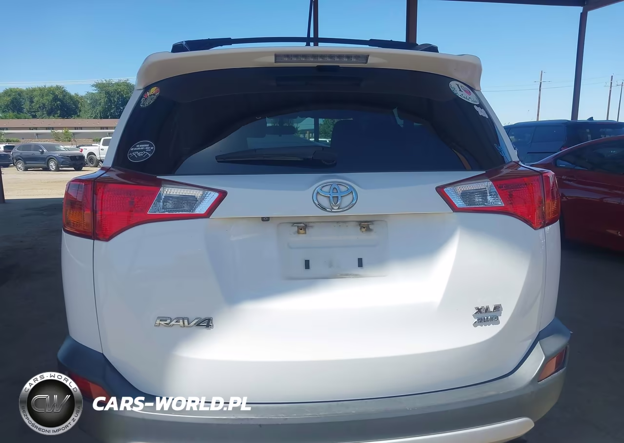 2015 Toyota Rav4 Xle VIN:JTMRFREVXFD131548 - 16