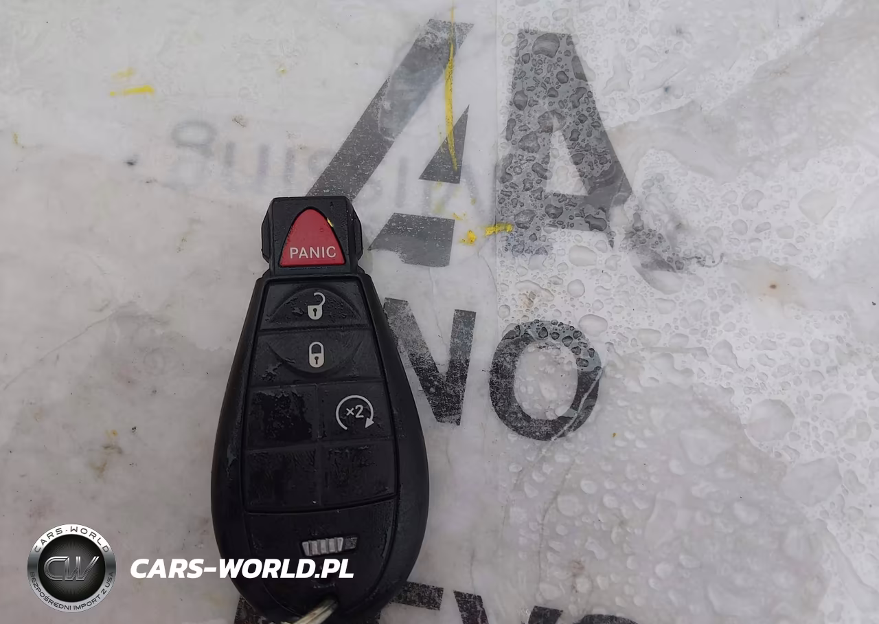 2014 Jeep Cherokee Latitude VIN:1C4PJMCB8EW224542 - 11