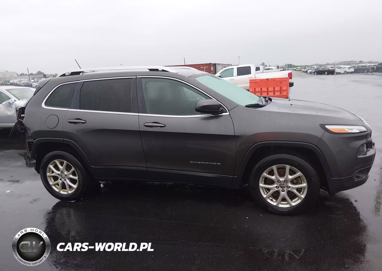 2014 Jeep Cherokee Latitude VIN:1C4PJMCB8EW224542 - 13
