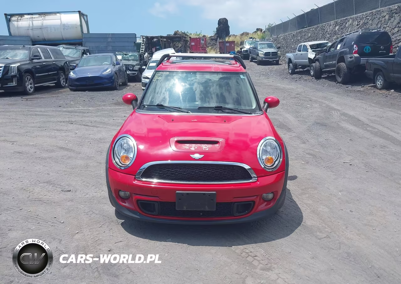 2011 Mini Cooper S Clubman VIN:WMWZG3C56BTY35837 - 12