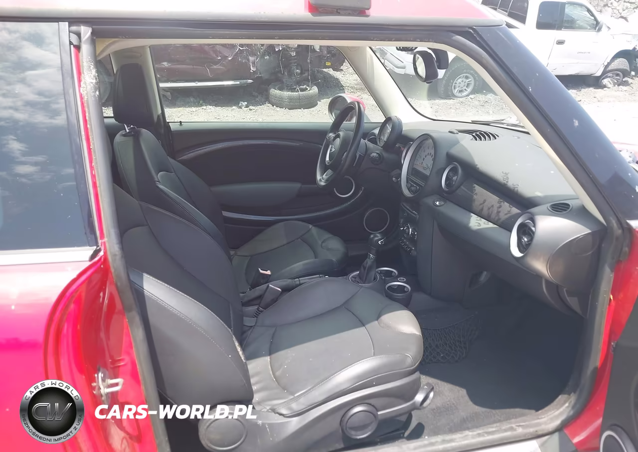 2011 Mini Cooper S Clubman VIN:WMWZG3C56BTY35837 - 5