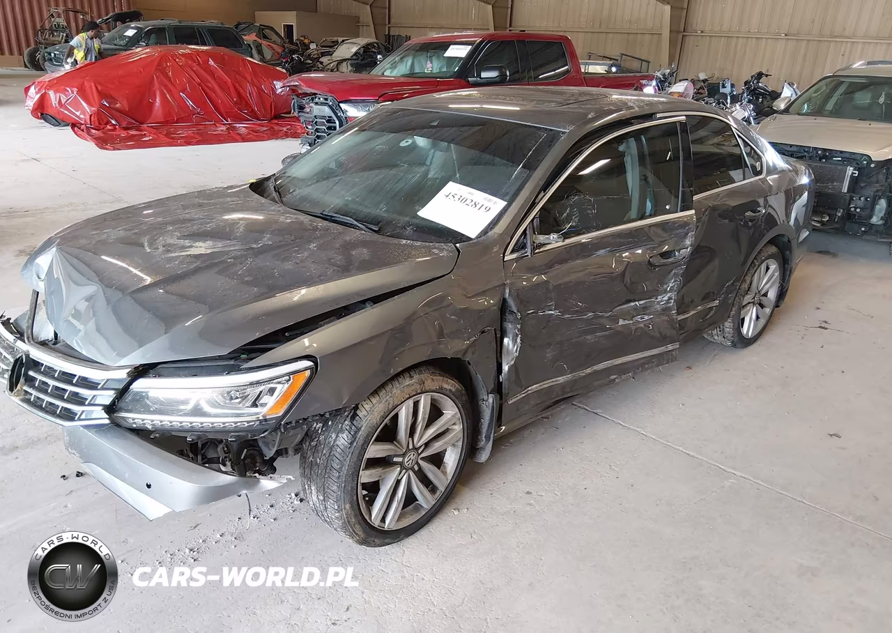 2017 Volkswagen Passat 1.8T Sel Premium VIN:1VWCT7A31HC082091 - 2