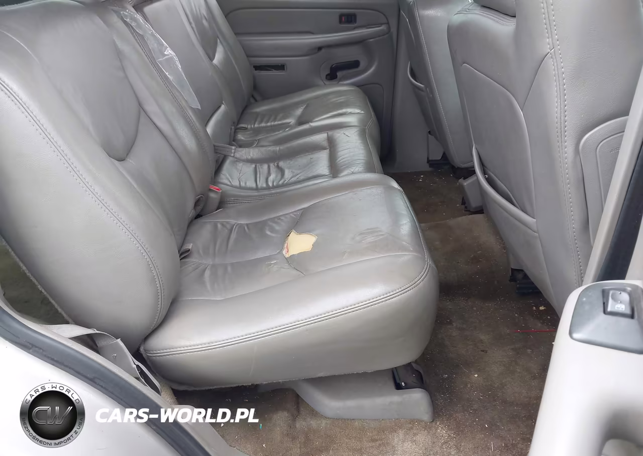 2004 Chevrolet Tahoe Lt VIN:1GNEC13Z64J326115 - 8