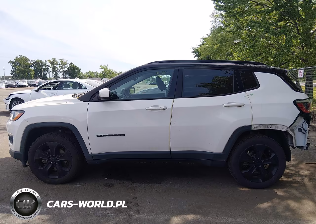 2018 Jeep Compass Altitude 4X4 VIN:3C4NJDBBXJT325719 - 14