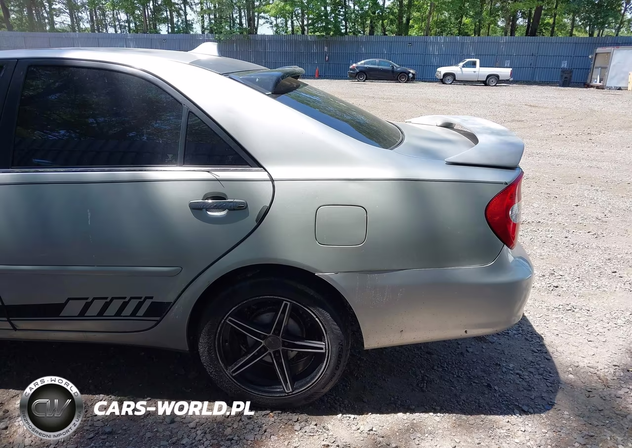 2004 Toyota Camry Le VIN:4T1BE32K24U887007 - 6