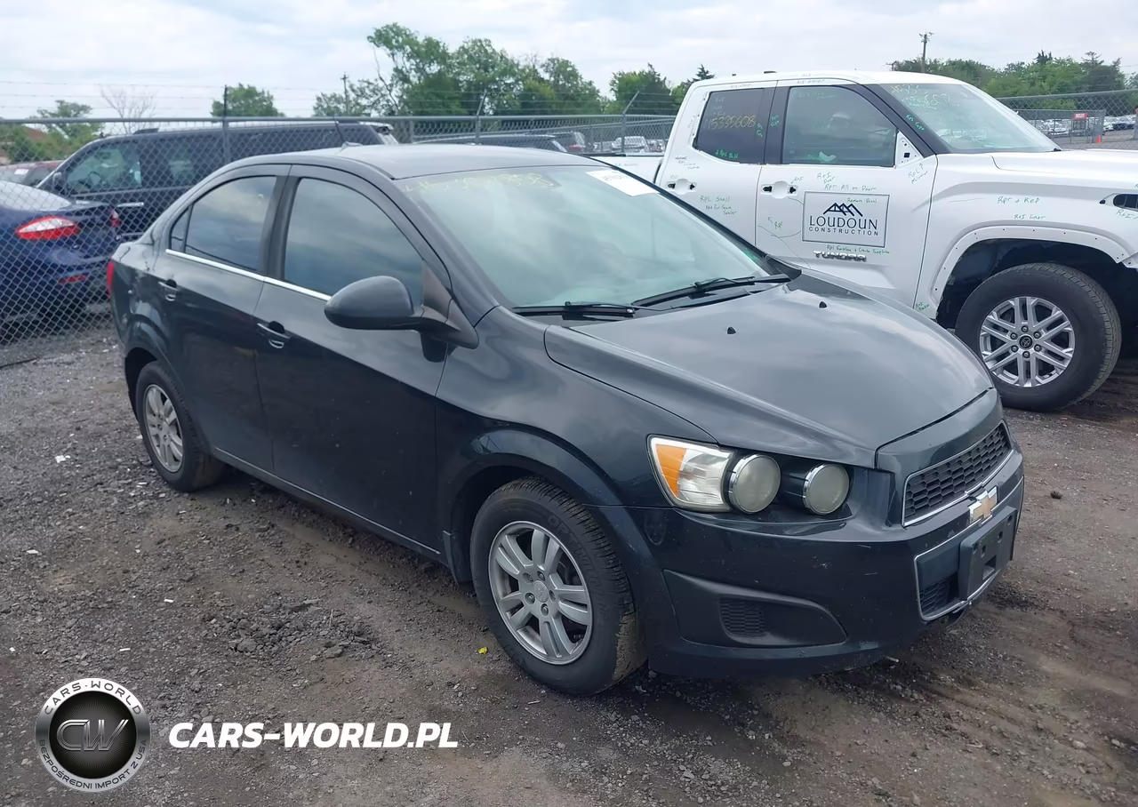 2014 Chevrolet Sonic Lt Auto – zdjęcie 1 z 11