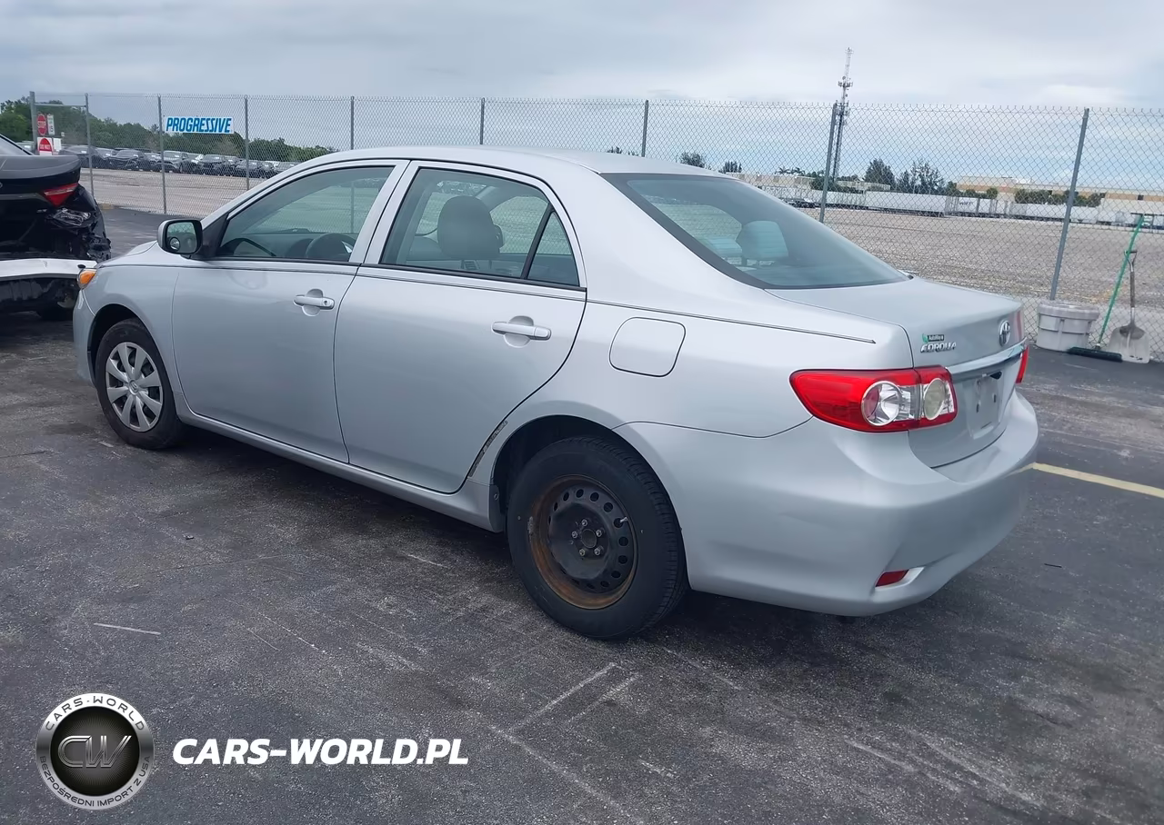 2013 Toyota Corolla L VIN:2T1BU4EE3DC003480 - 3