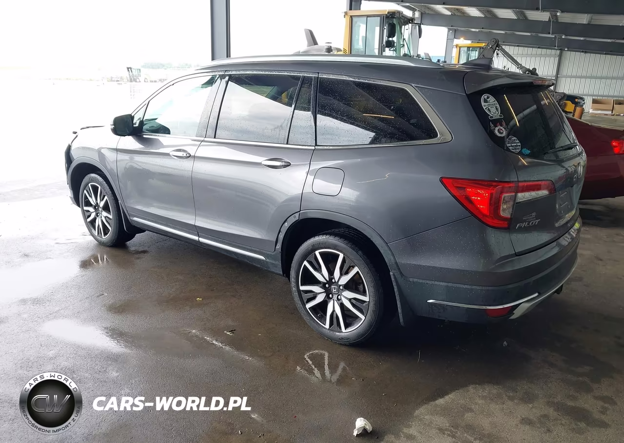 2019 Honda Pilot Elite VIN:5FNYF6H06KB069062 - 3