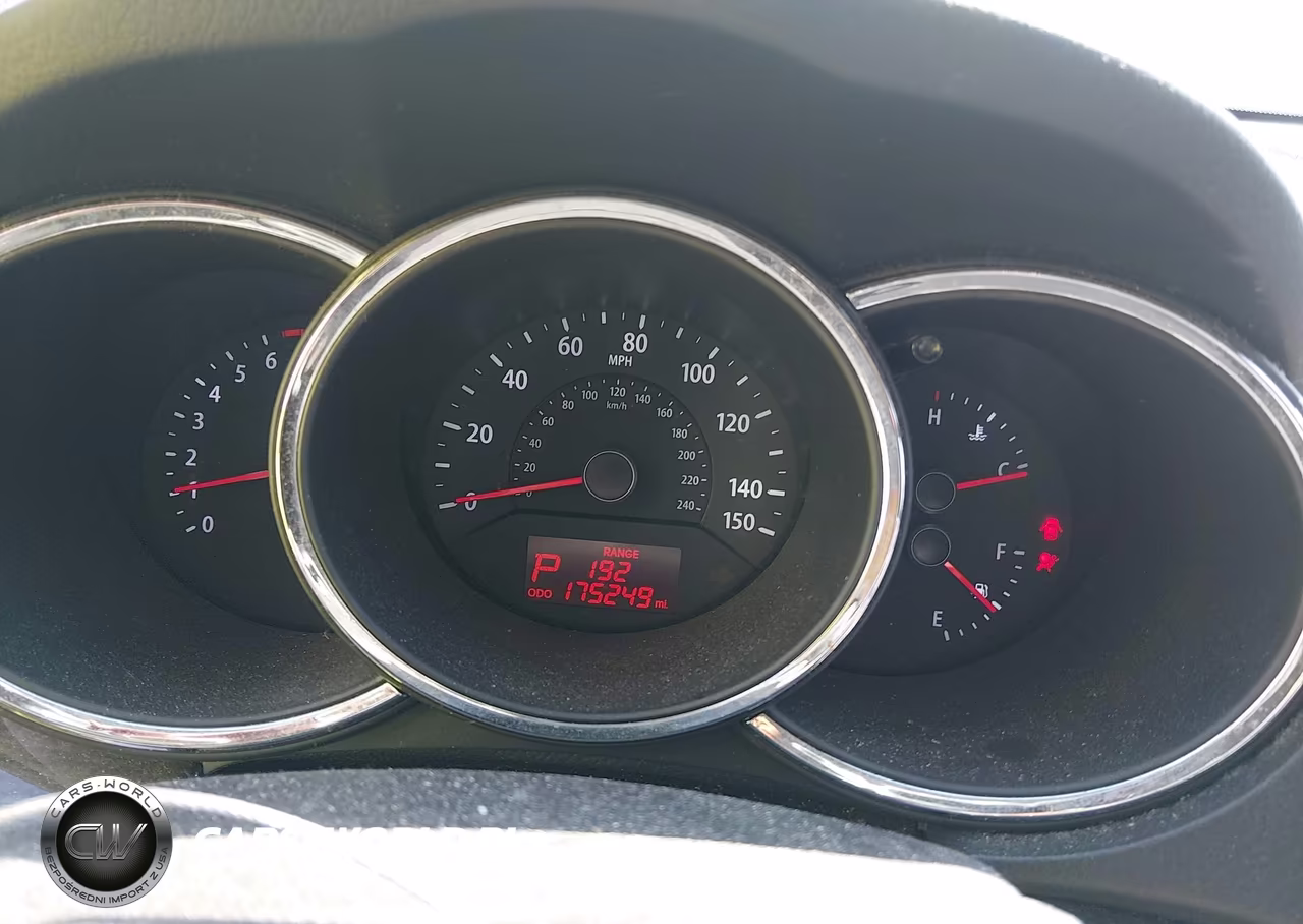 2013 Kia Sorento Lx VIN:5XYKTDA65DG329223 - 7