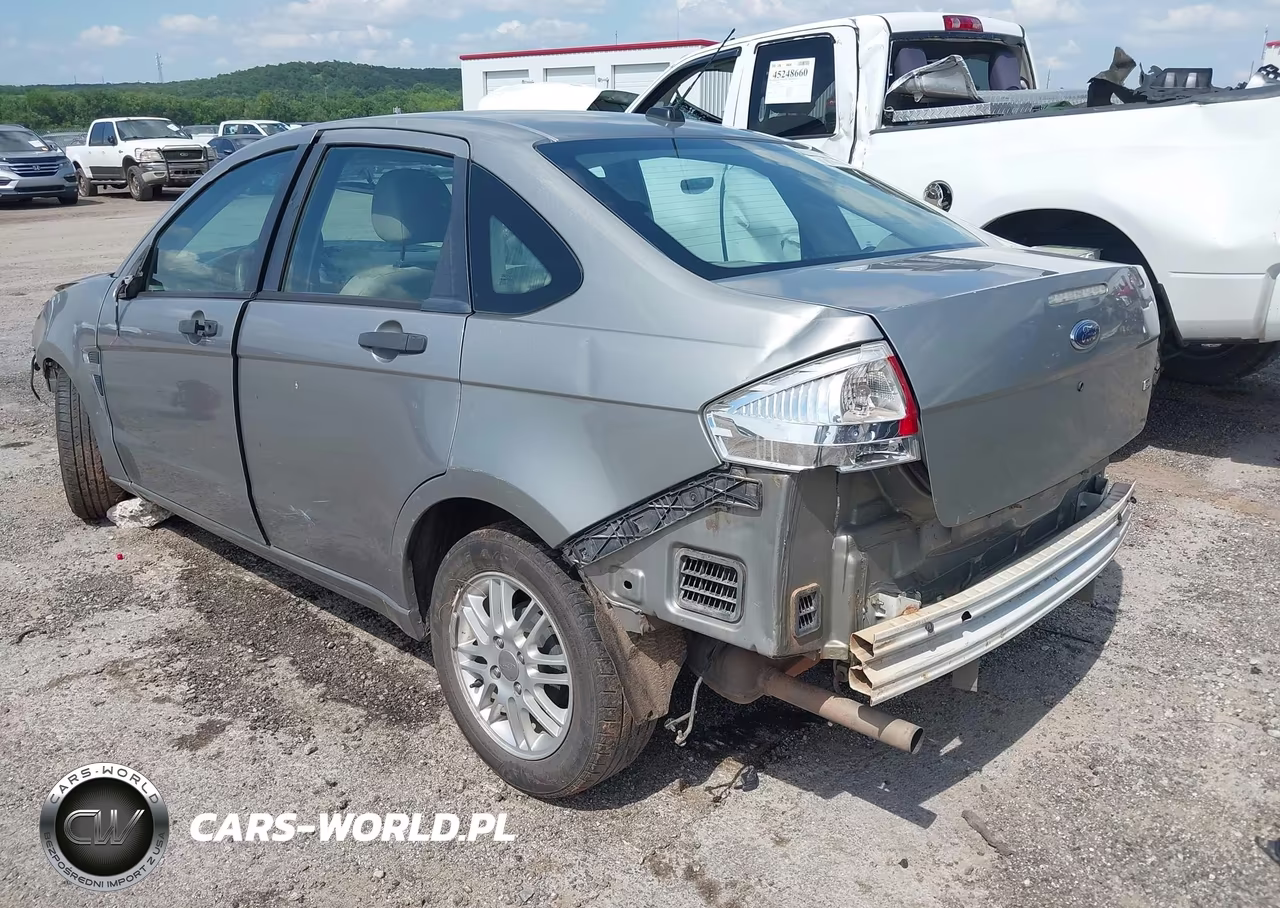 2008 Ford Focus Se-Ses VIN:1FAHP35N68W182385 - 3