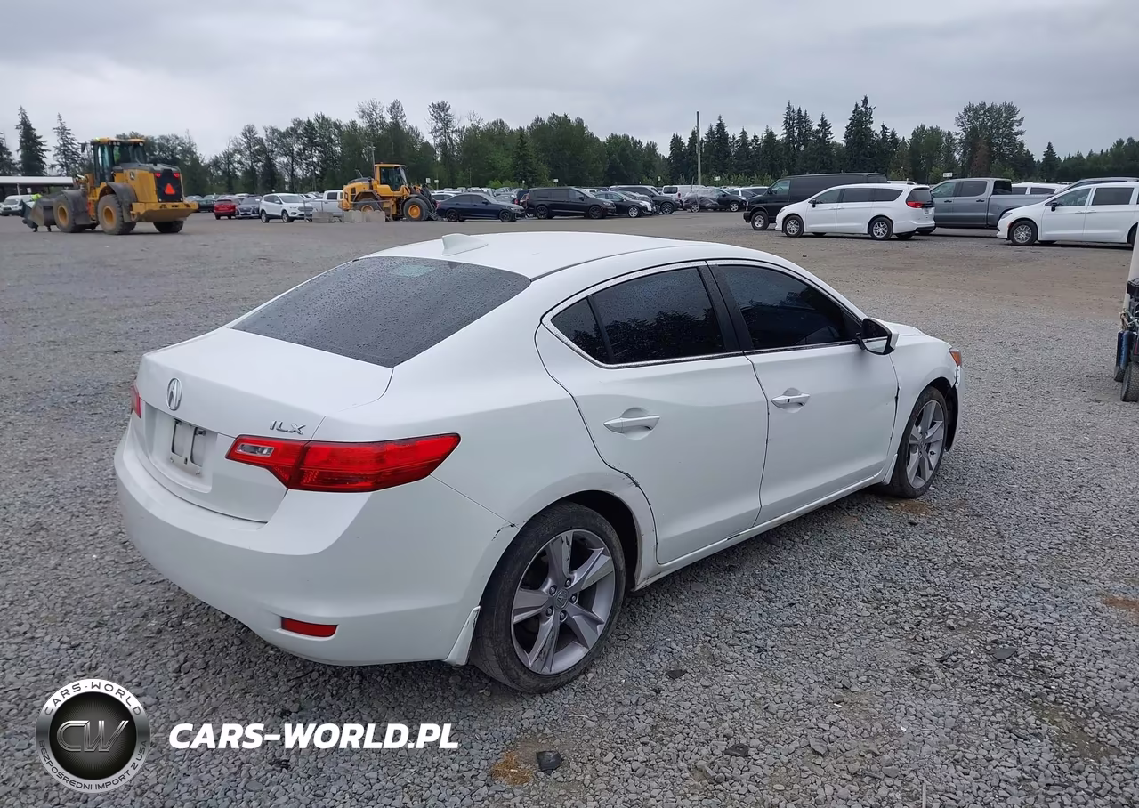 2013 Acura Ilx 2.4L VIN:19VDE2E58DE000787 - 4