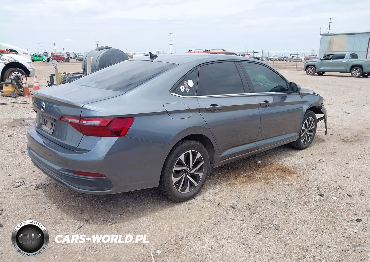 2022 Volkswagen Jetta 1.5T S VIN:3VWCM7BU3NM014681 - 4