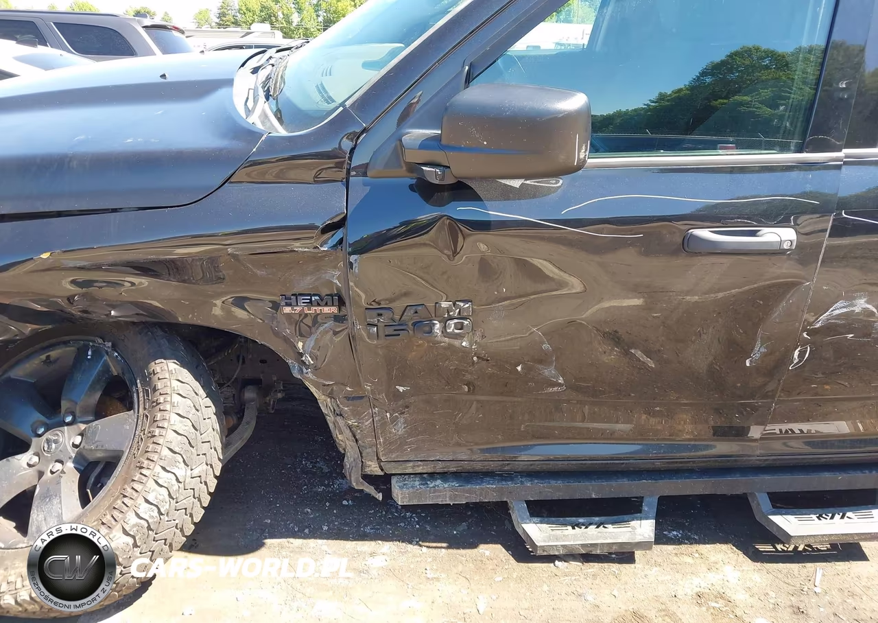 2015 Ram 1500 Express VIN:1C6RR7FT8FS698286 - 17