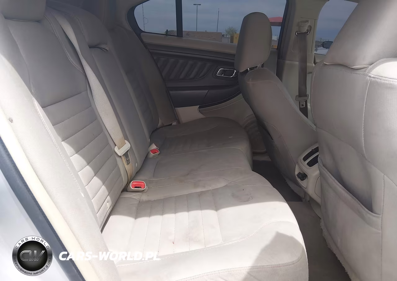 2010 Ford Taurus Se VIN:1FAHP2DW8AG140367 - 8