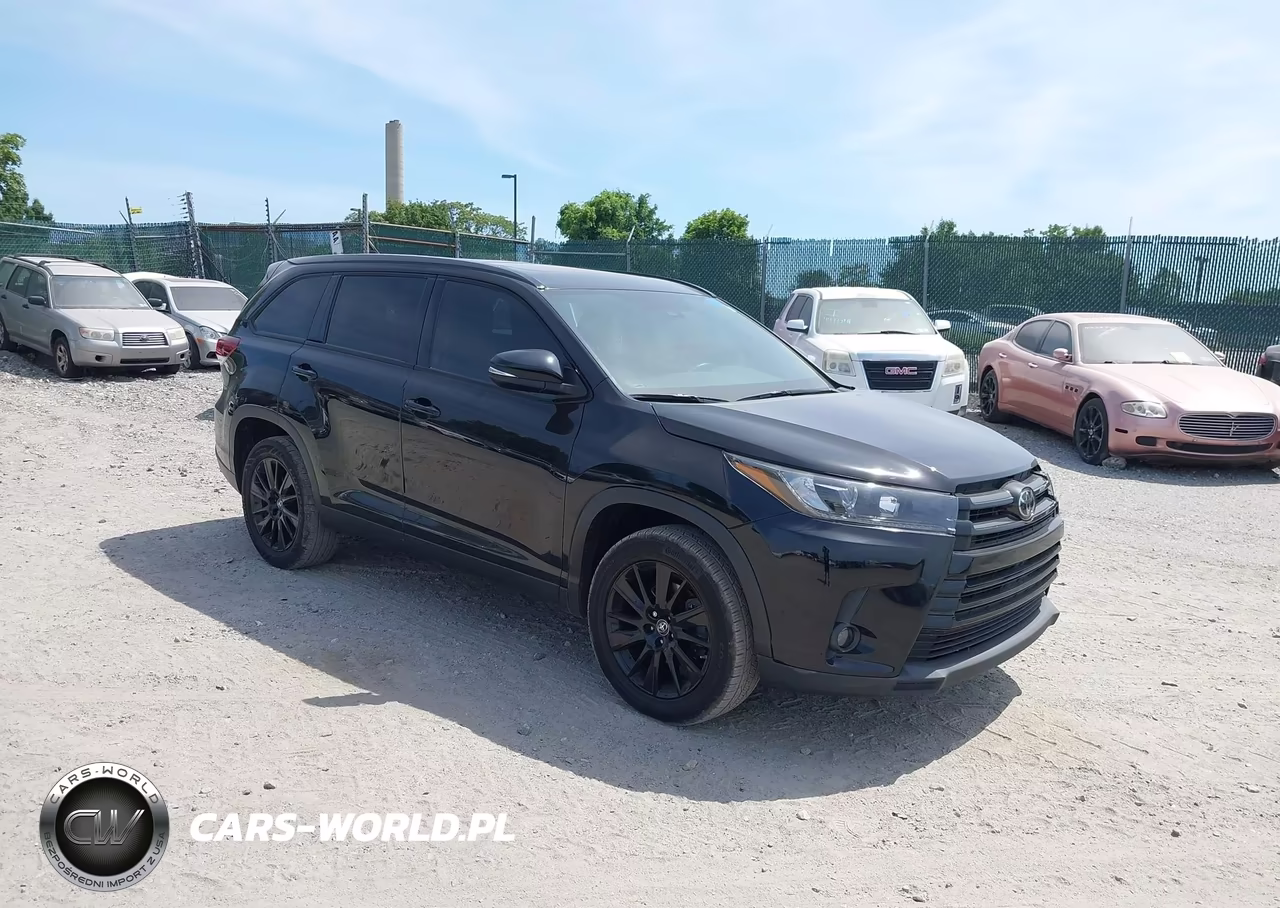 2019 Toyota Highlander Se