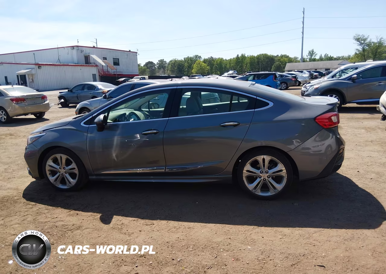 2018 Chevrolet Cruze Premier Auto VIN:1G1BF5SM8J7189437 - 14