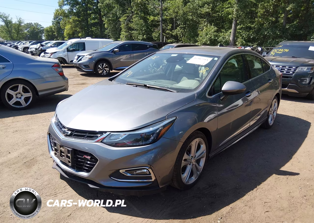 2018 Chevrolet Cruze Premier Auto VIN:1G1BF5SM8J7189437 - 2