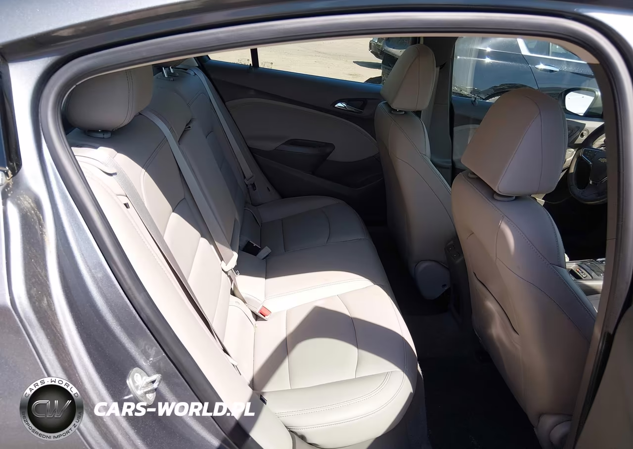 2018 Chevrolet Cruze Premier Auto VIN:1G1BF5SM8J7189437 - 8