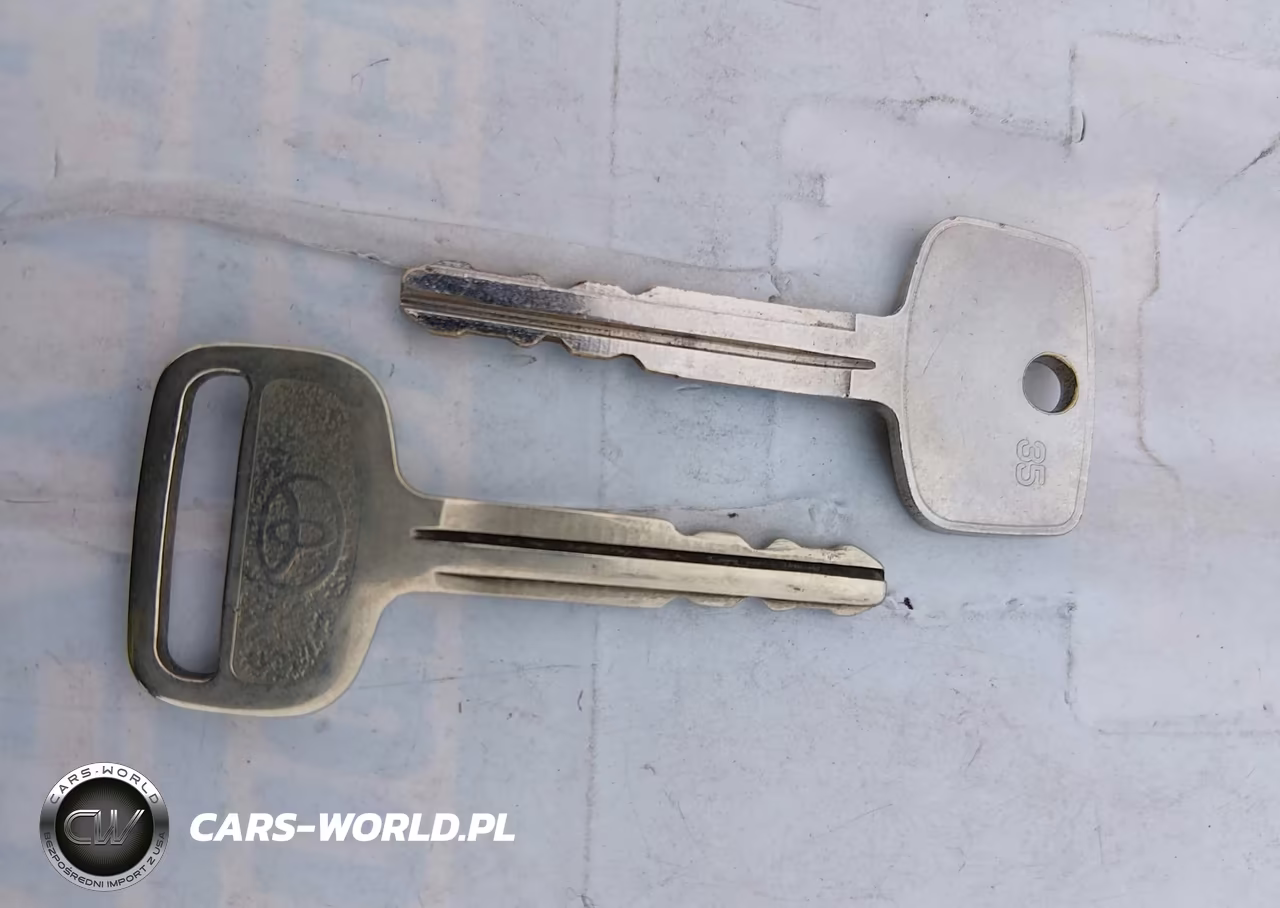 1999 Toyota Corolla Ce VIN:1NXBR12E8XZ158761 - 11