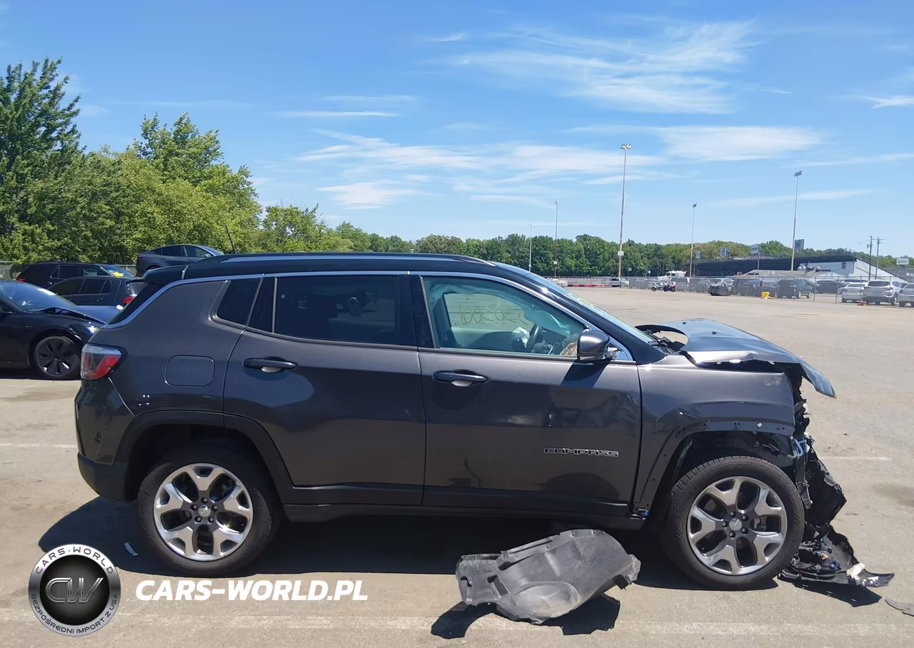 2018 Jeep Compass Limited 4X4 VIN:3C4NJDCB9JT360511 - 13