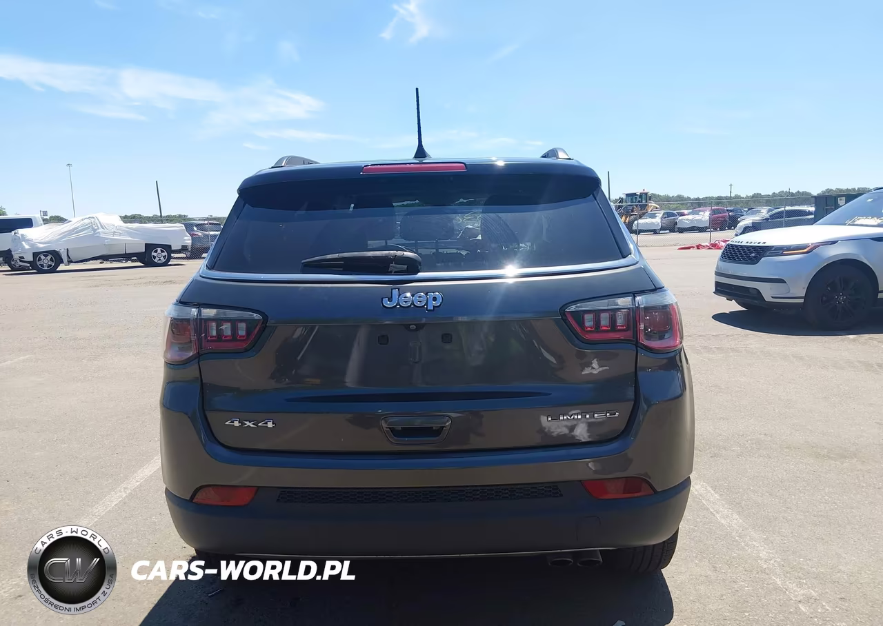 2018 Jeep Compass Limited 4X4 VIN:3C4NJDCB9JT360511 - 16