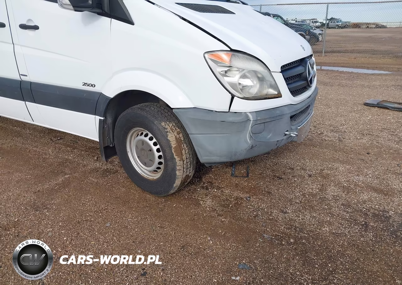 2012 Mercedes-Benz Sprinter 2500 Normal Roof VIN:WD3PE7CC8C5714782 - 18