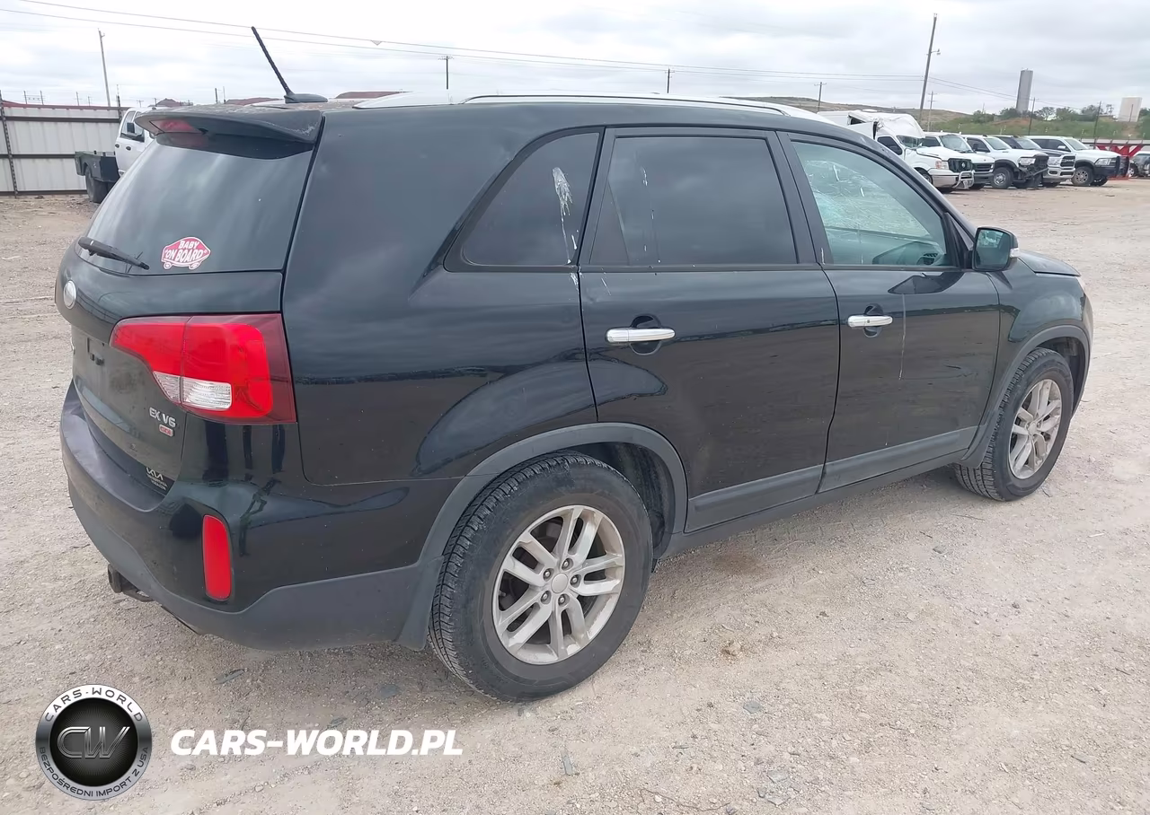 2014 Kia Sorento Ex V6 VIN:5XYKU4A72EG431389 - 4