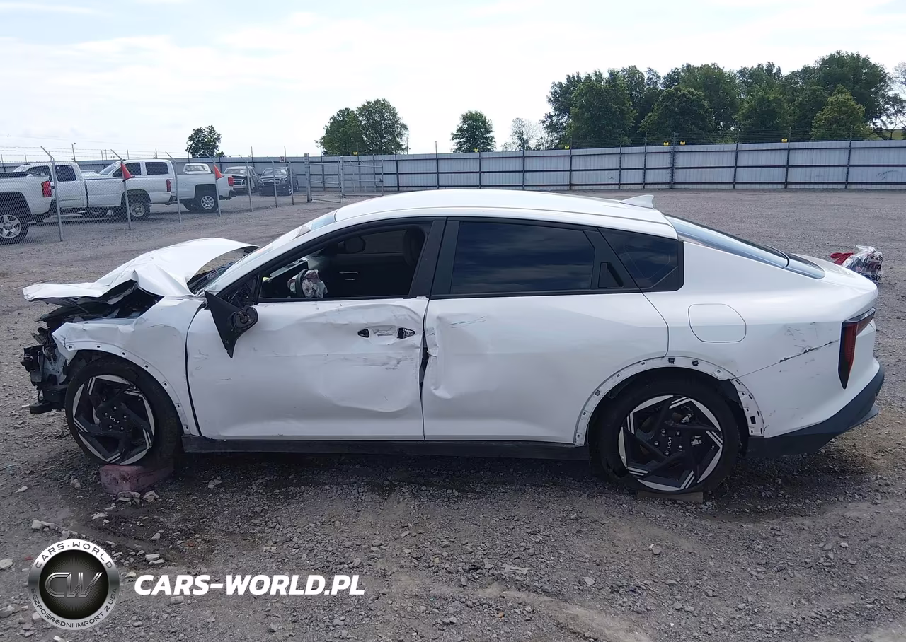 2025 Kia K4 Ex VIN:3KPFU4DE5SE160283 - 14
