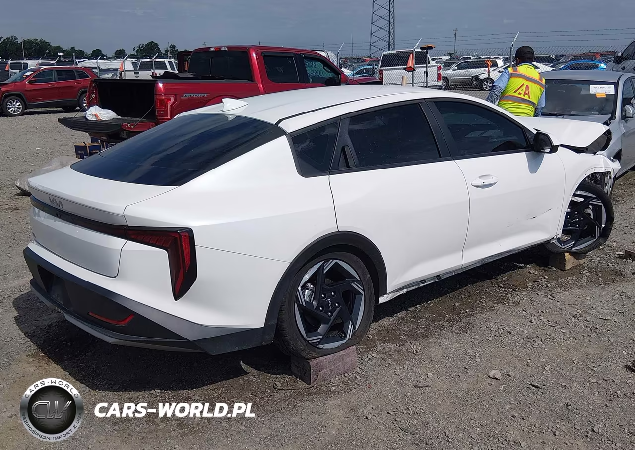 2025 Kia K4 Ex VIN:3KPFU4DE5SE160283 - 4