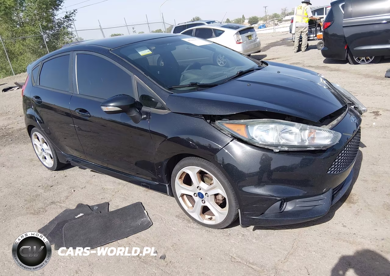 2015 Ford Fiesta St – zdjęcie 1 z 16