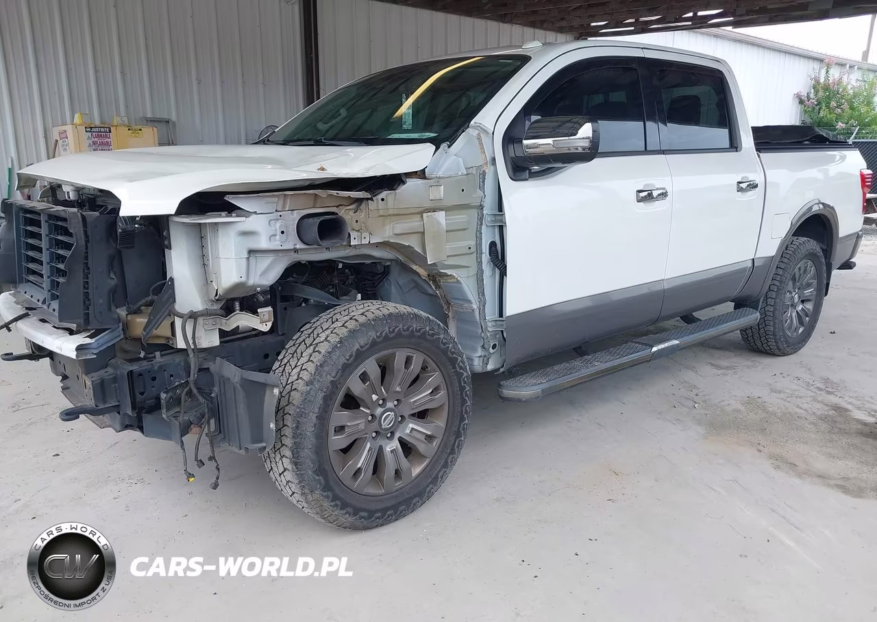 2018 Nissan Titan Platinum Reserve VIN:1N6AA1E55JN510888 - 2