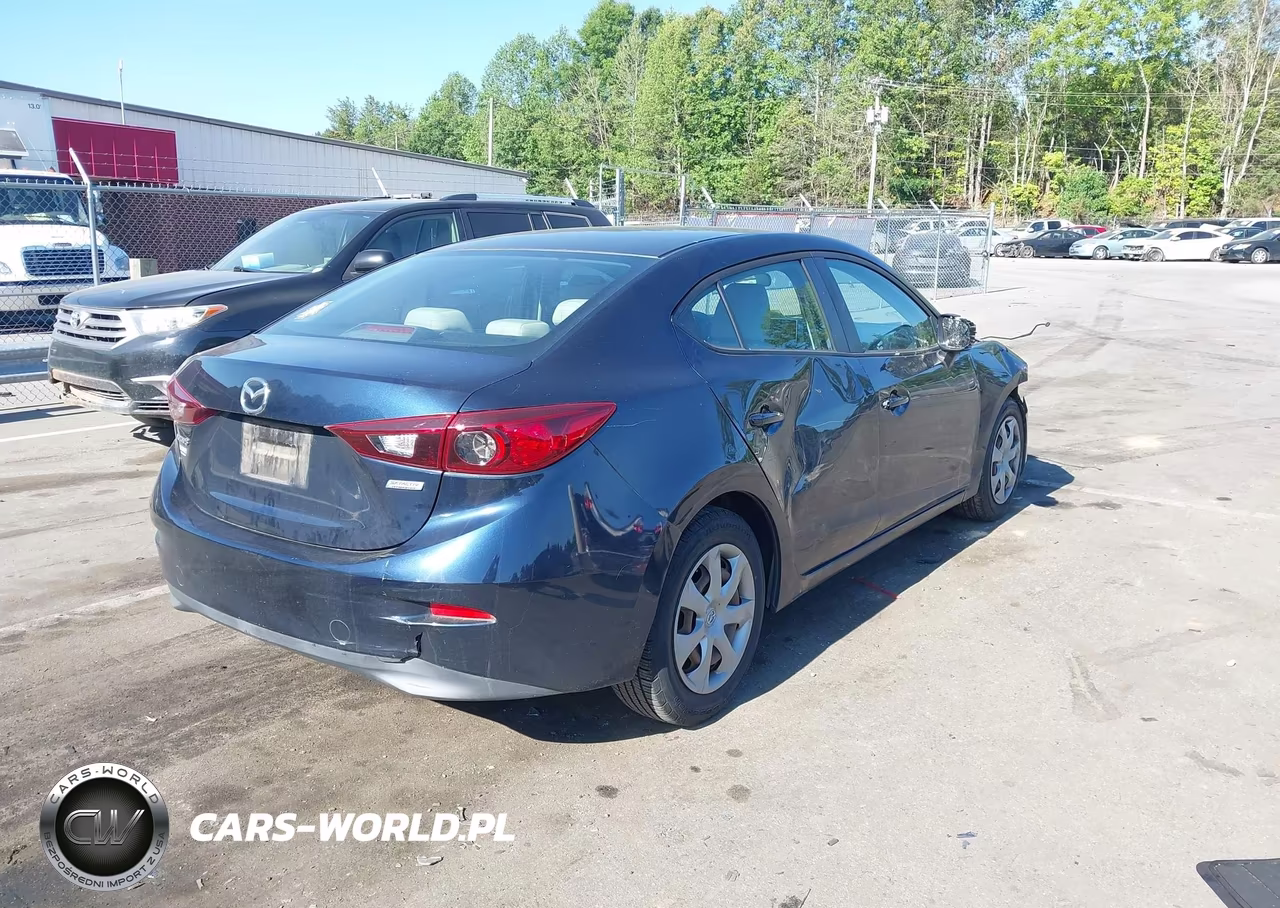 2015 Mazda Mazda3 I Sport VIN:3MZBM1U70FM149201 - 4
