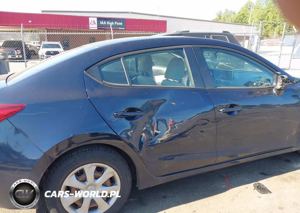 2015 Mazda Mazda3 I Sport VIN:3MZBM1U70FM149201 - 6