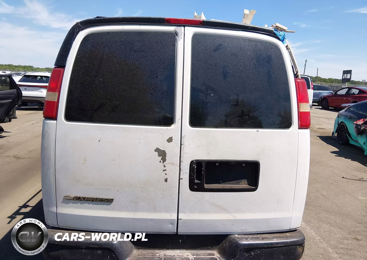 2005 Chevrolet Express VIN:1GCFG15X651269476 - 16